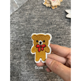Sticker thêu là ủi gấu nâu vàng nhỏ