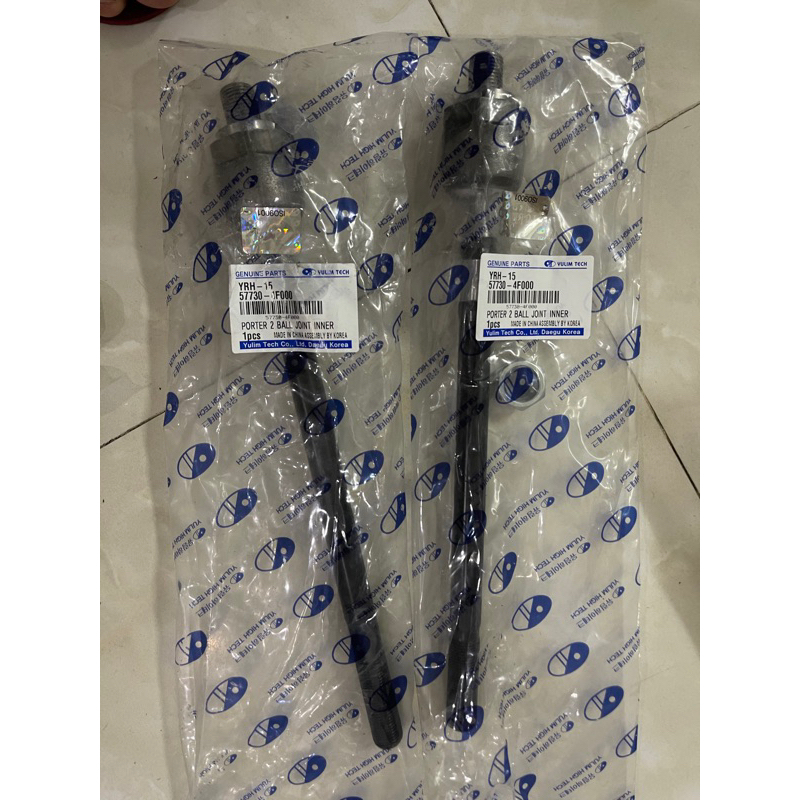 Rô tuyn lái trong Huyndai poter 2