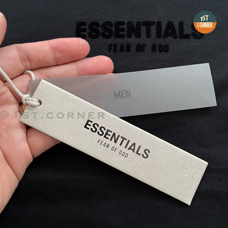 Áo thun ESSENTIALS 2022 - Chữ in nhung