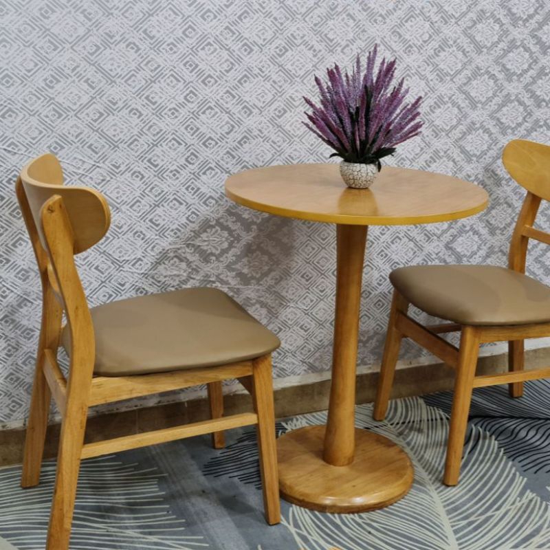 Bàn cafe chân gỗ đế tròn