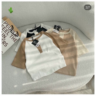 Áo croptop tay ngắn raplang cài nút ngực