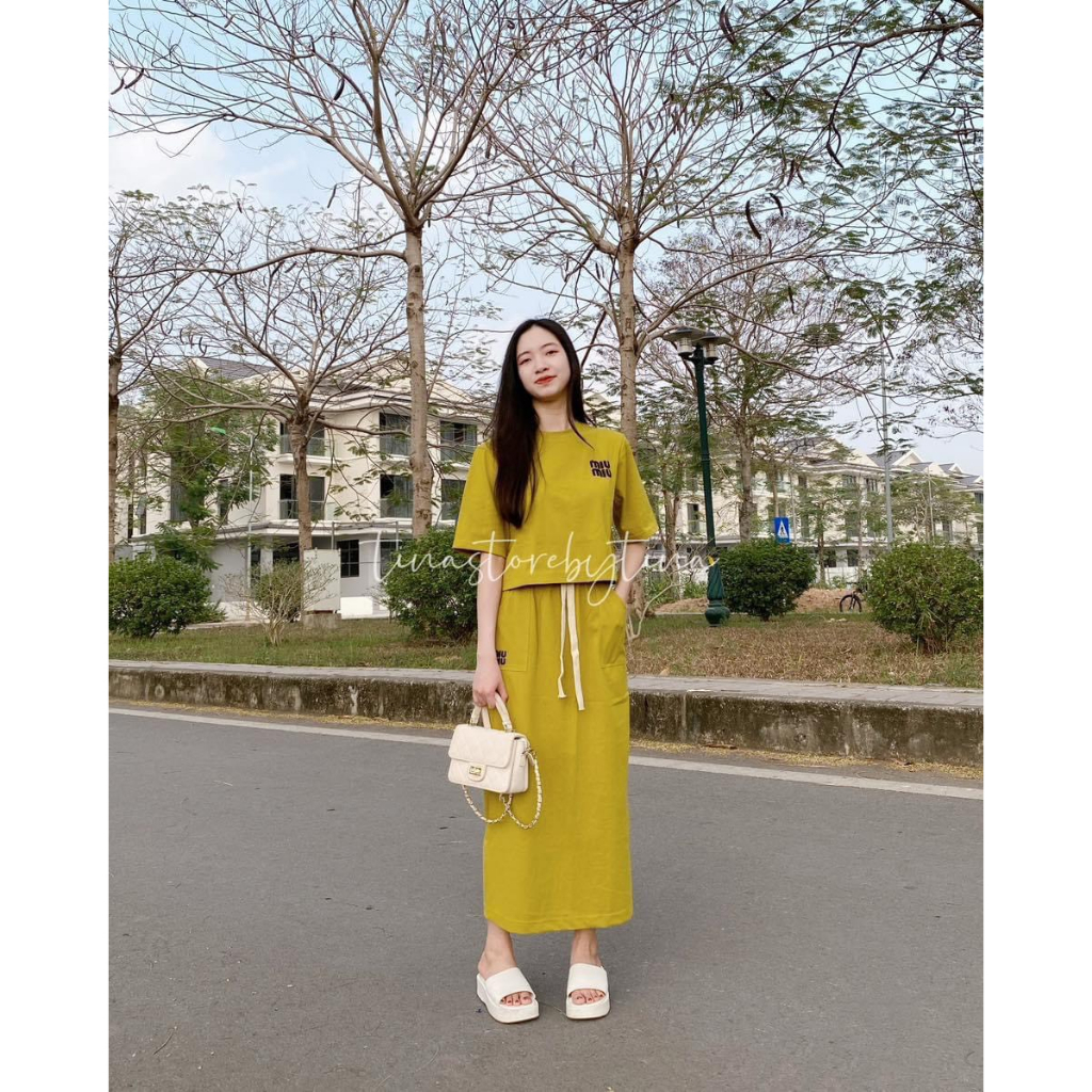 Set Áo Croptop Kèm Chân Váy Dáng Dài Chất Cotton Cao Cấp