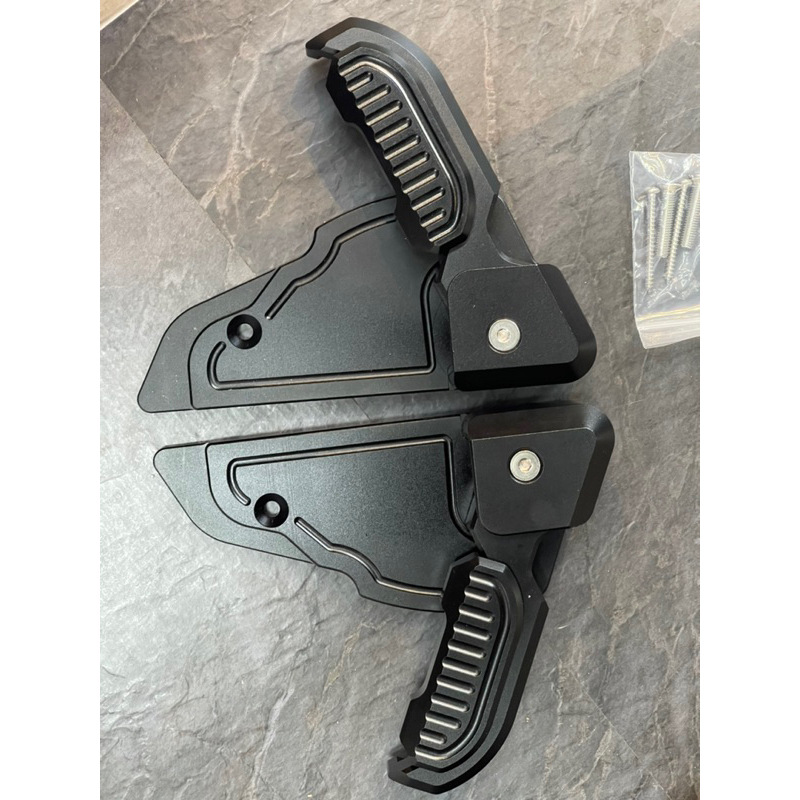 Gác chân cao cấp Vespa CNC