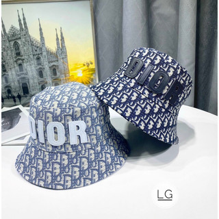 Mũ vành bucket D chữ nổi full tag mác