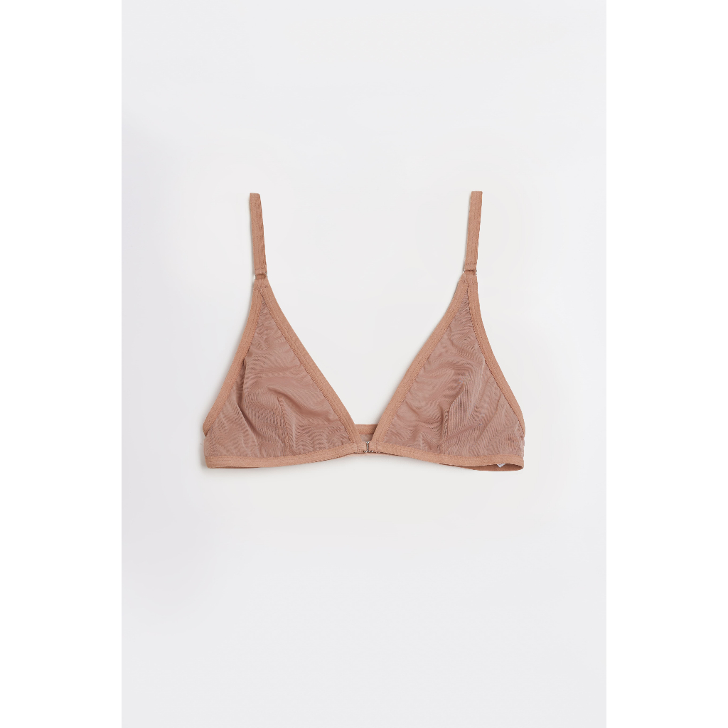 Áo lót Triangle nude kèm đệm mỏng Lace.thelabel