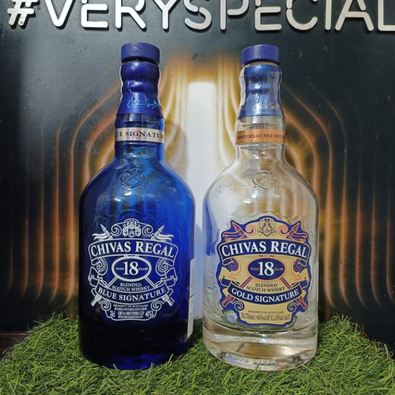 Combo 2 chai Chivas 18 Gold và Chivas 18 Blue xuất xứ Scotland trưng bày Decor mới đẹp 99%