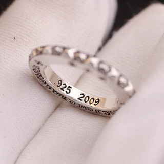 Nhẫn chrome hearts dạng bé