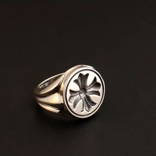 Nhẫn Chromehearts Cross