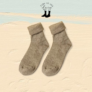 Vớ tất len nữ nam cao cổ ấm dày dặn "Truffle" Wool Socks màu nâu choco vintage đơn giản - Tiệm vớ nhà Lucien