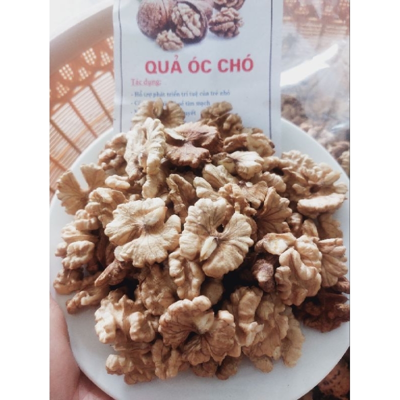 Óc chó nếp Lai Châu. trồng tại các bùng núi cao của Lai Châu. cam kết chính hãng