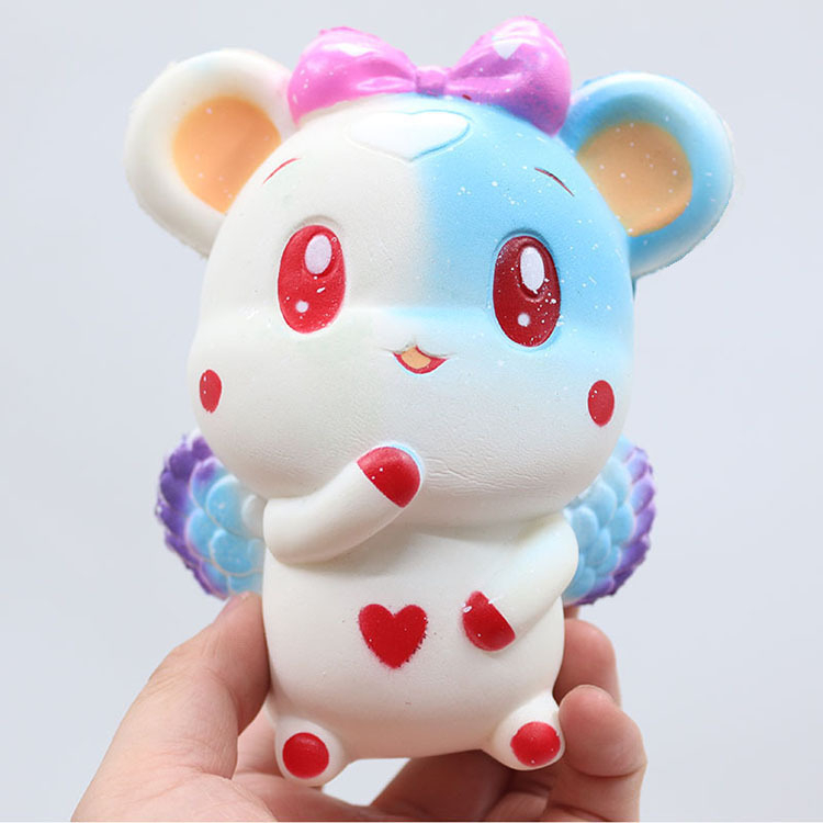 Squishy đồ chơi bánh mặt gấu Bánh kem dâu  mềm mịn