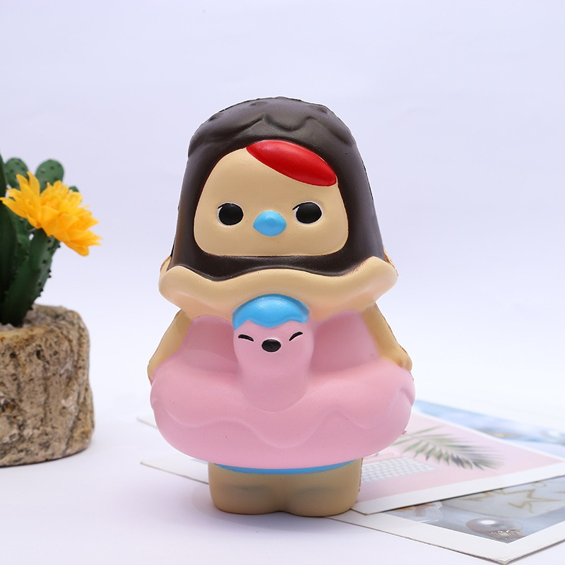 Squishy đồ chơi bánh mặt gấu Bánh kem dâu  mềm mịn