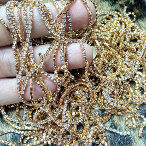 Dây xích nail , dây xích đá trang trí móng