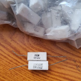 Điện trở sứ 5w 0,5 ôm