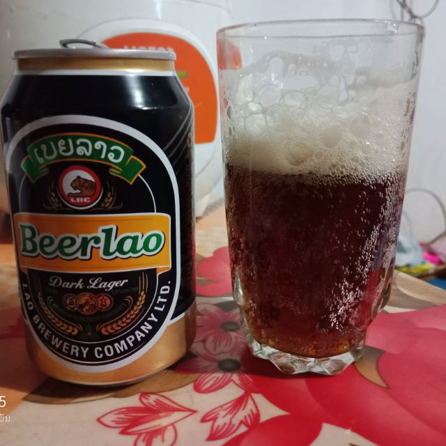 Bia vàng Lào Premium Lager Lon 330ml