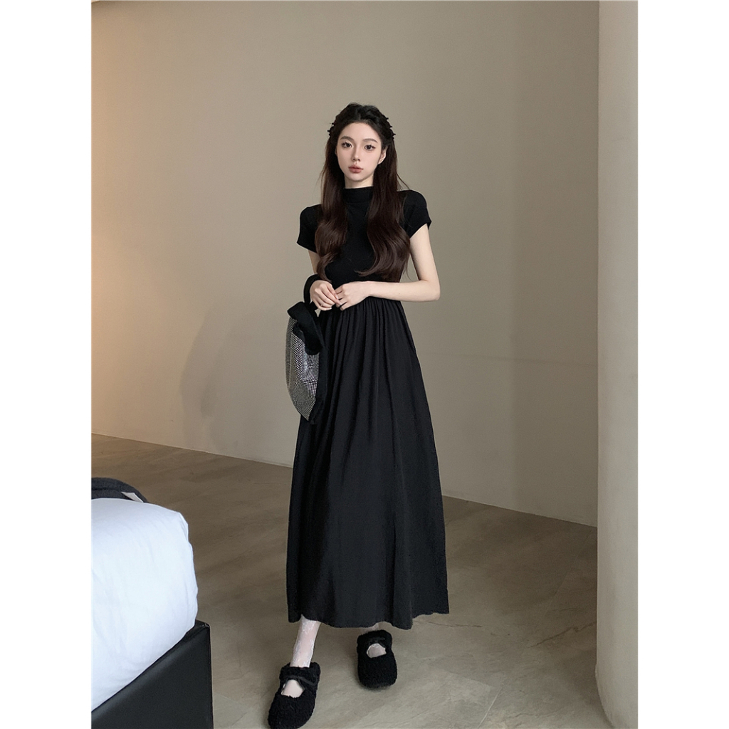 Váy thun đen ngắn tay cổ lọ ôm thân, phần váy xòe dài chất cực mát cho mùa hè B.I.C Clothing V141