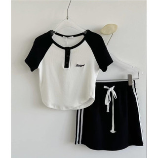 Áo thun Croptop nữ dáng ôm Babytee phối tay màu in chữ Babygirl