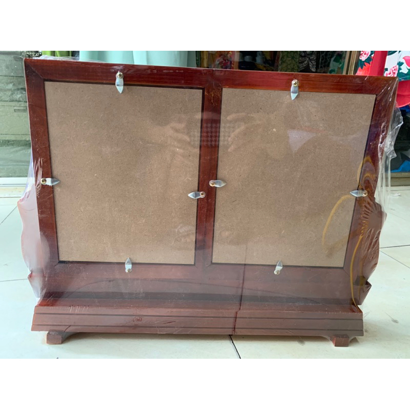 Khung hình thờ đôi