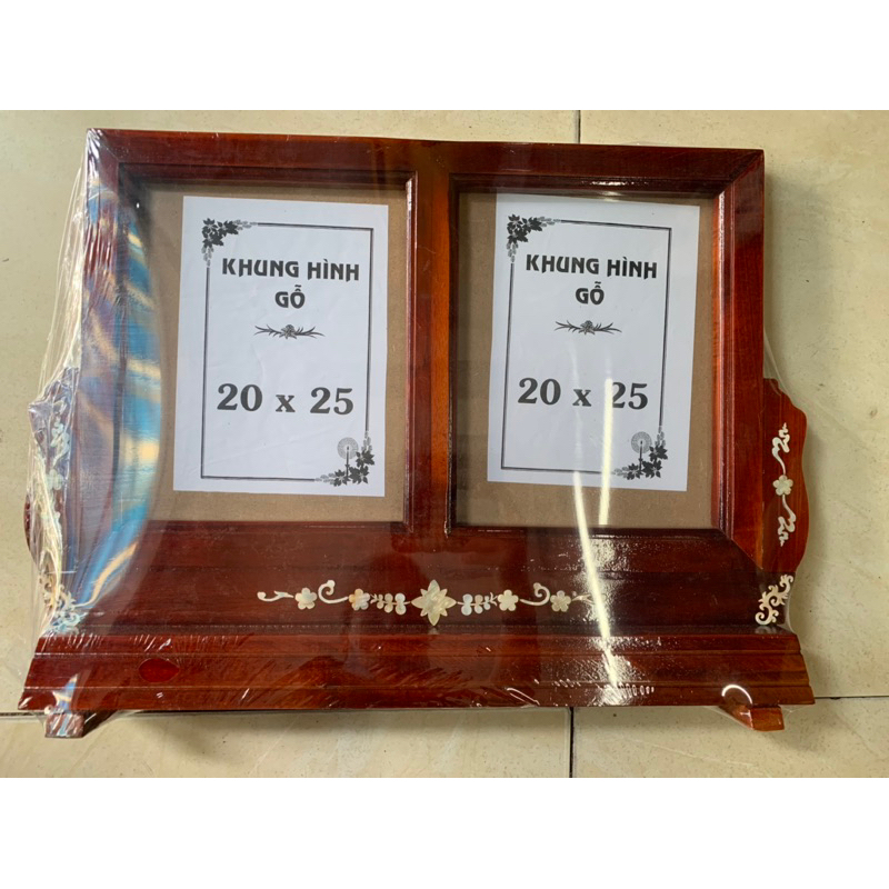 Khung hình thờ đôi