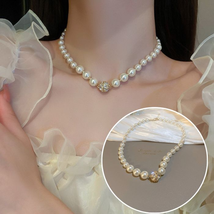 Vòng cổ ngọc trai nhân tạo hot trend phối hình mặt tròn C49