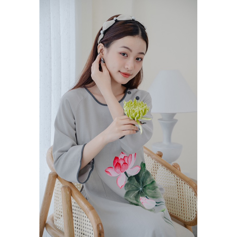 Đồ lam đi chùa - áo dài cách tân tâm sen màu lam