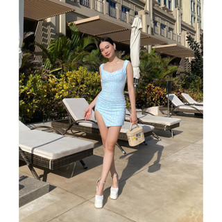 “𝐉𝐎𝐒É 𝐁𝐎𝐃𝐘𝐃𝐑𝐄𝐒𝐒” đầm hai dây ôm dáng sang trọng, ngot ngào