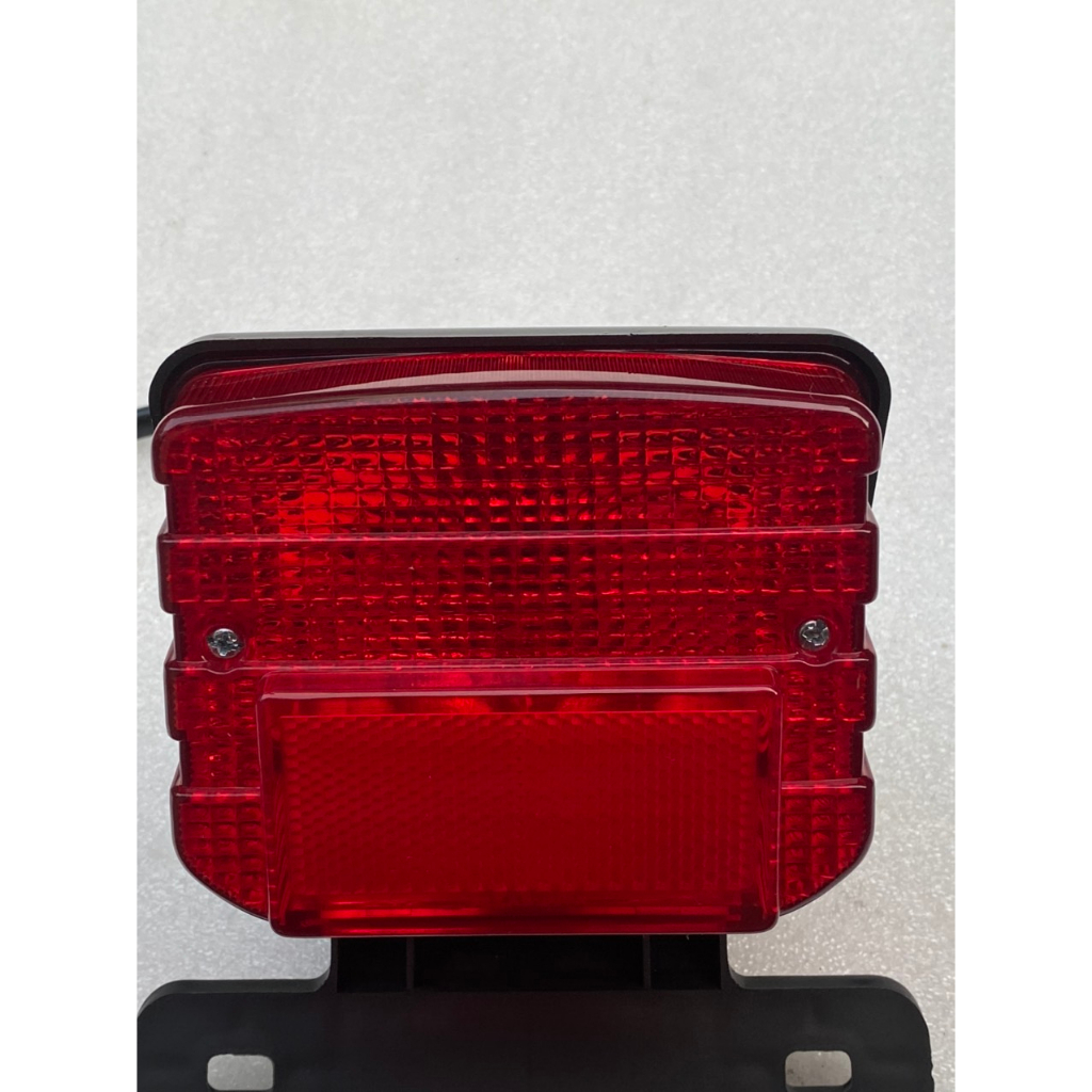 ĐÈN HẬU  XE WIN 100