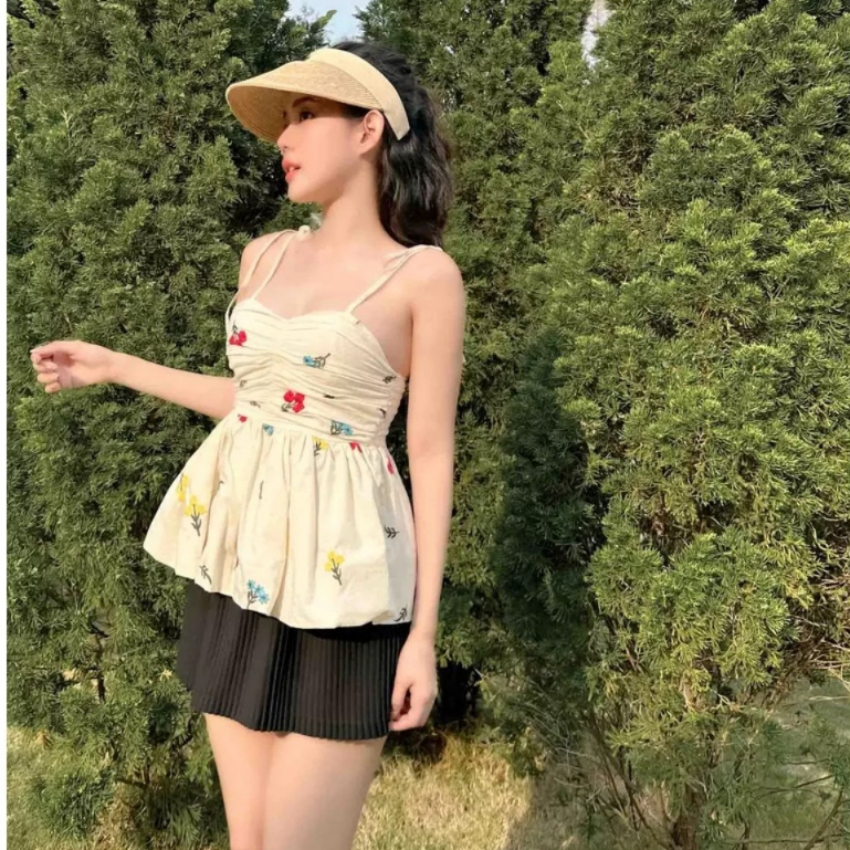 BARE - Áo hai dây nữ kiểu babydoll dáng xòe thiết kế nhún ngực in họa tiết hoa nổi bật - AO0122
