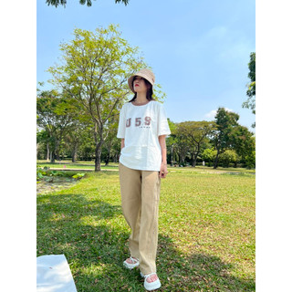 Áo thun oversize màu trắng