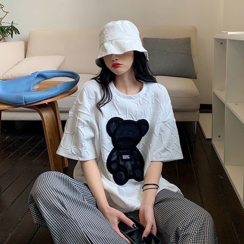 Áo thun Nữ vải cotton xốp vân nổi thêu gấu đẽ thương | BigBuy360 - bigbuy360.vn