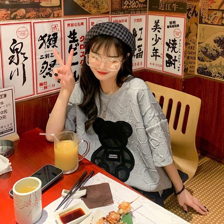 Áo thun Nữ vải cotton xốp vân nổi thêu gấu đẽ thương | BigBuy360 - bigbuy360.vn