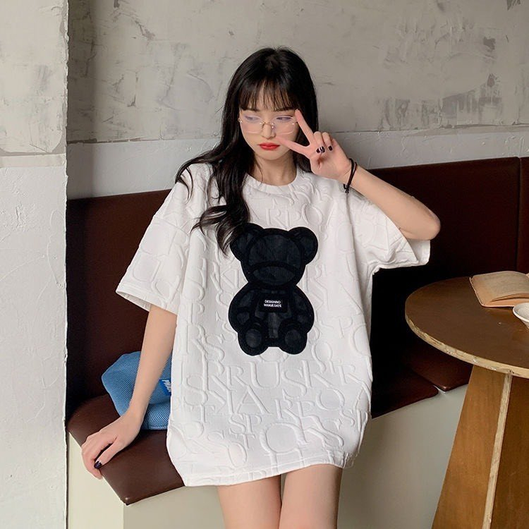 Áo thun Nữ vải cotton xốp vân nổi thêu gấu đẽ thương | BigBuy360 - bigbuy360.vn