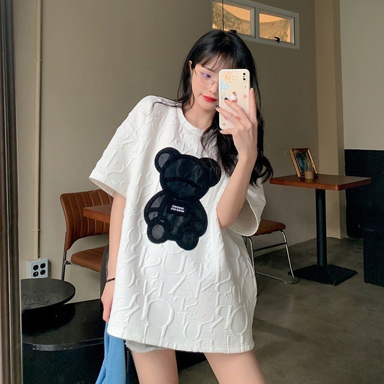 Áo thun Nữ vải cotton xốp vân nổi thêu gấu đẽ thương | BigBuy360 - bigbuy360.vn