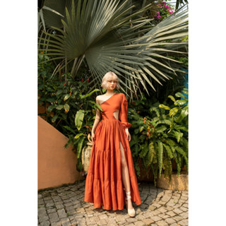 Đầm xoè maxi cut-out chất liệu tơ The Peachy- Emily Dress