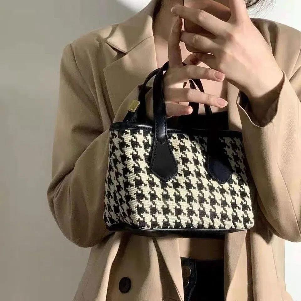 Túi Đeo Vai Nữ Xu Hướng Thời Trang 2022 Họa Tiết Houndstooth WESTIE - A133.TXN