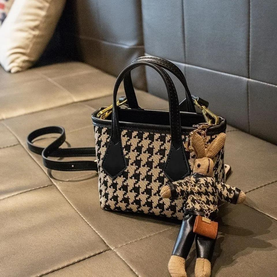 Túi Đeo Vai Nữ Xu Hướng Thời Trang 2022 Họa Tiết Houndstooth WESTIE - A133.TXN