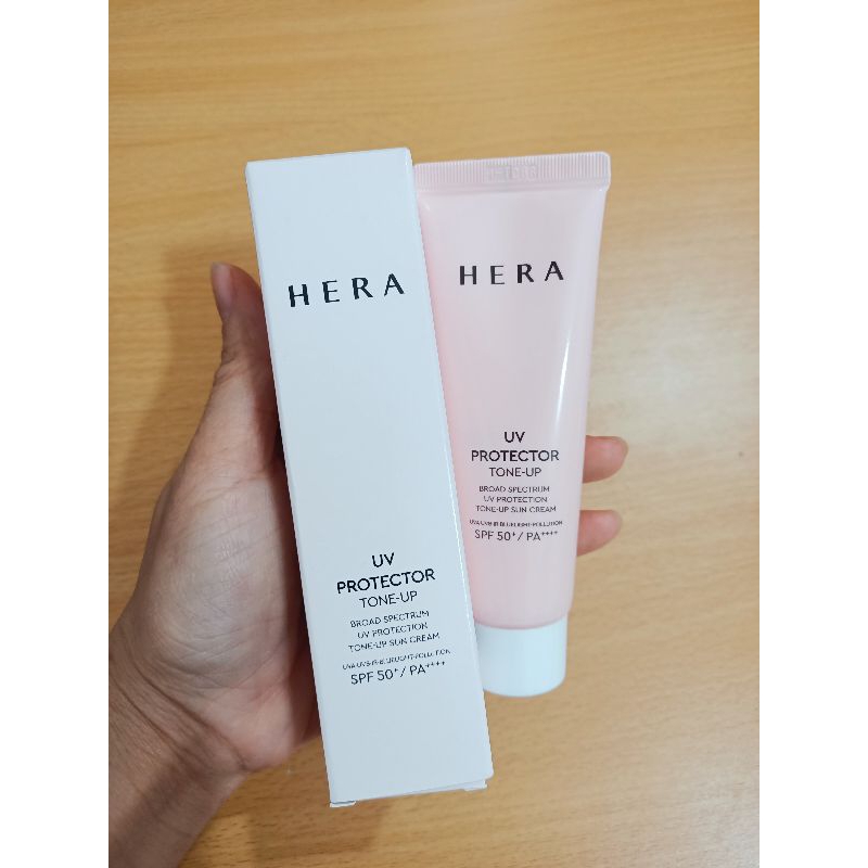 Kem chống nắng Hera Tone Up