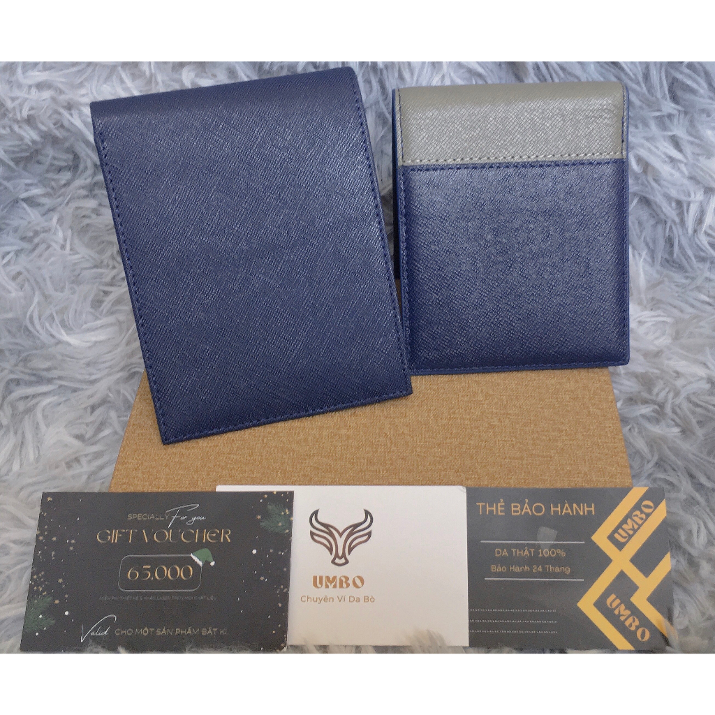 VÍ NAM DA BÒ SAFFIANO CAO CẤP MÀU XANH NAVY, VÍ NGANG , CÓ LÁ LẬT - Thương hiệu UMBO