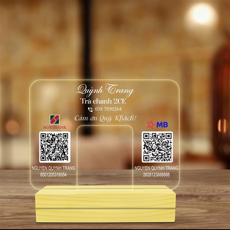 Mèo thần tài in mã qr đèn led bằng mica bền đẹp chắc chắn