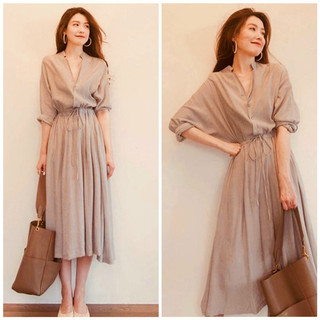Đầm kem cổ trụ rút eo
