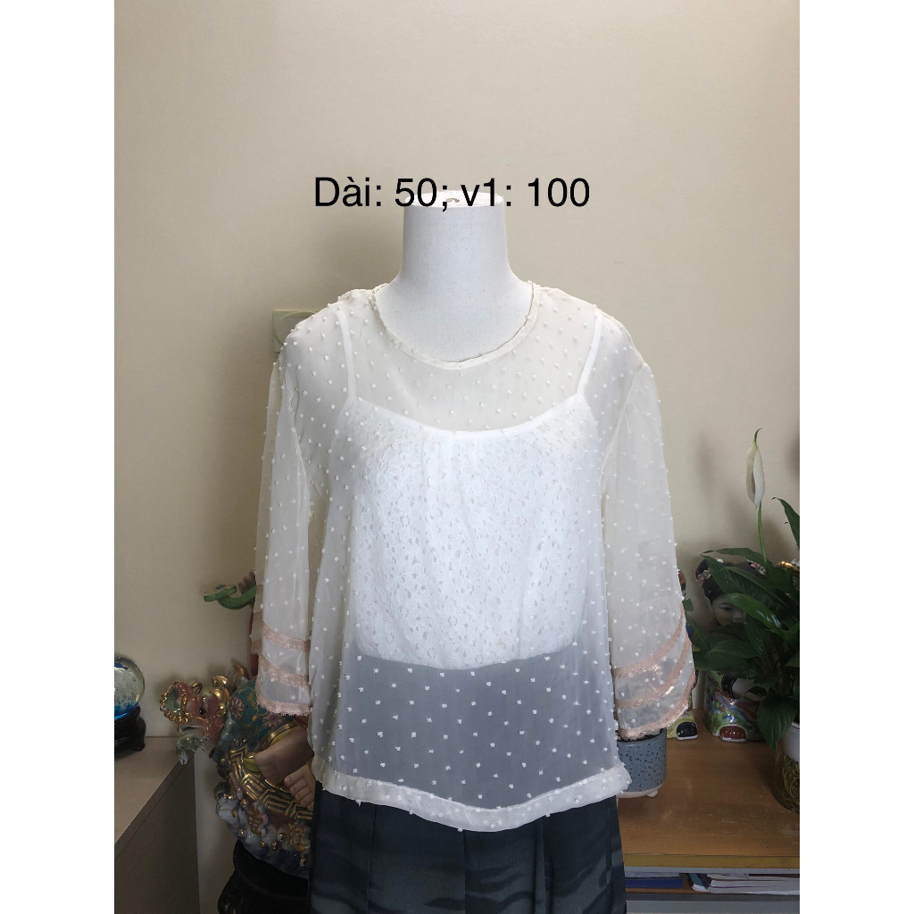 Áo sơ mi kiểu si tuyển 2hand dài tay, dáng croptop, voan hồng nhạt 1 lớp, tay phối ren