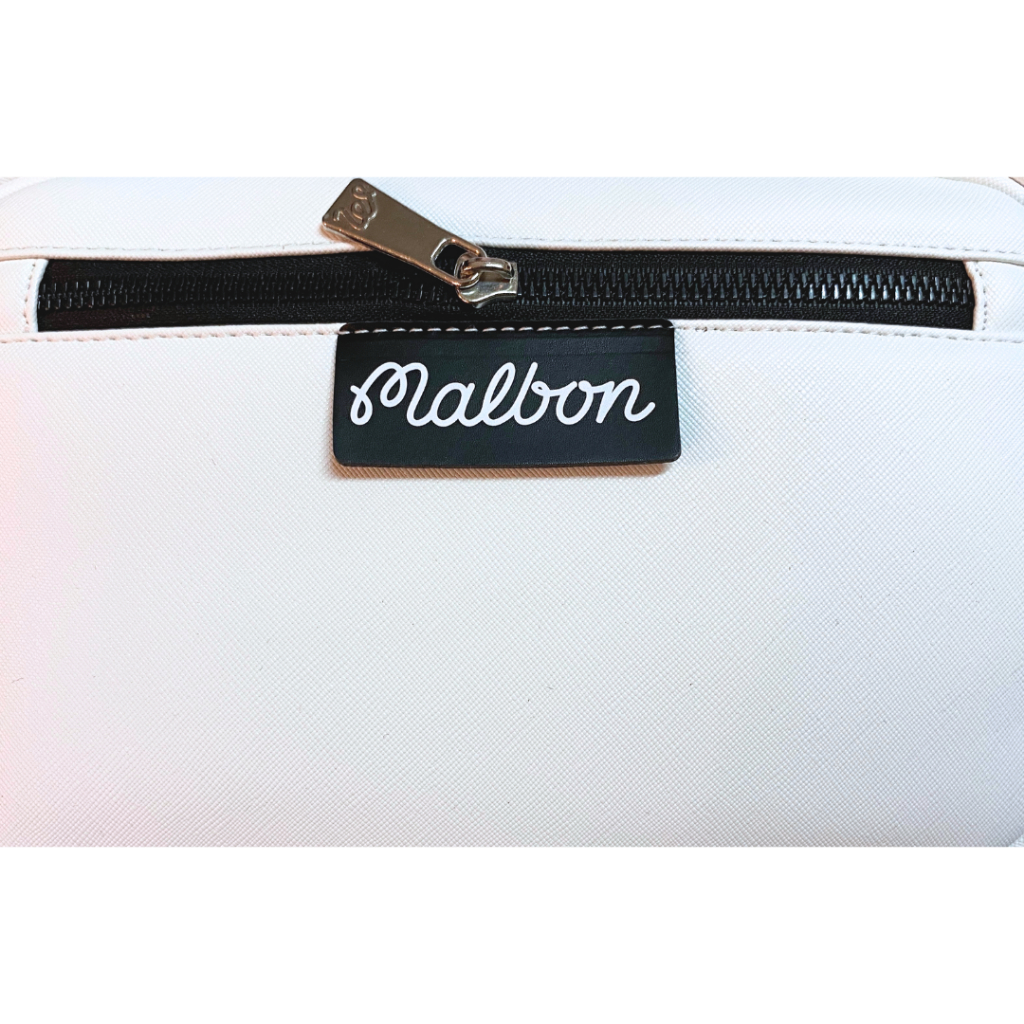 Túi Golf Cầm Tay Da Thêu Hình Thỏ - Pouch