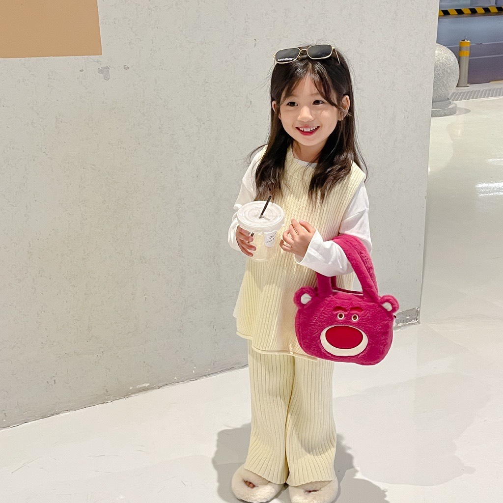 Túi đeo chéo gấu dâu losto hình vuông xinh xắn dễ thương