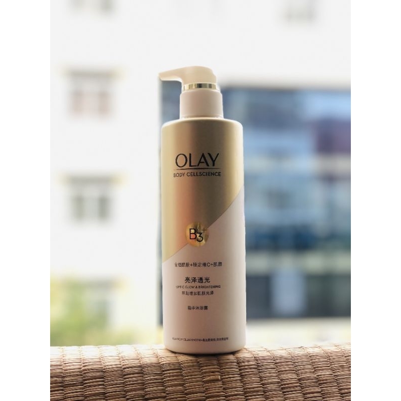 SỮA TẮM OLAY B3+ VITAMIN C TRẮNG SÁNG NỘI ĐỊA TRUNG