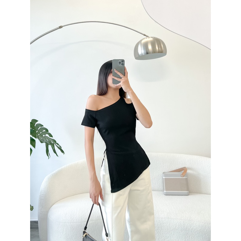 CHEERS - Áo Lily tay ngắn lệch vai, 3 màu