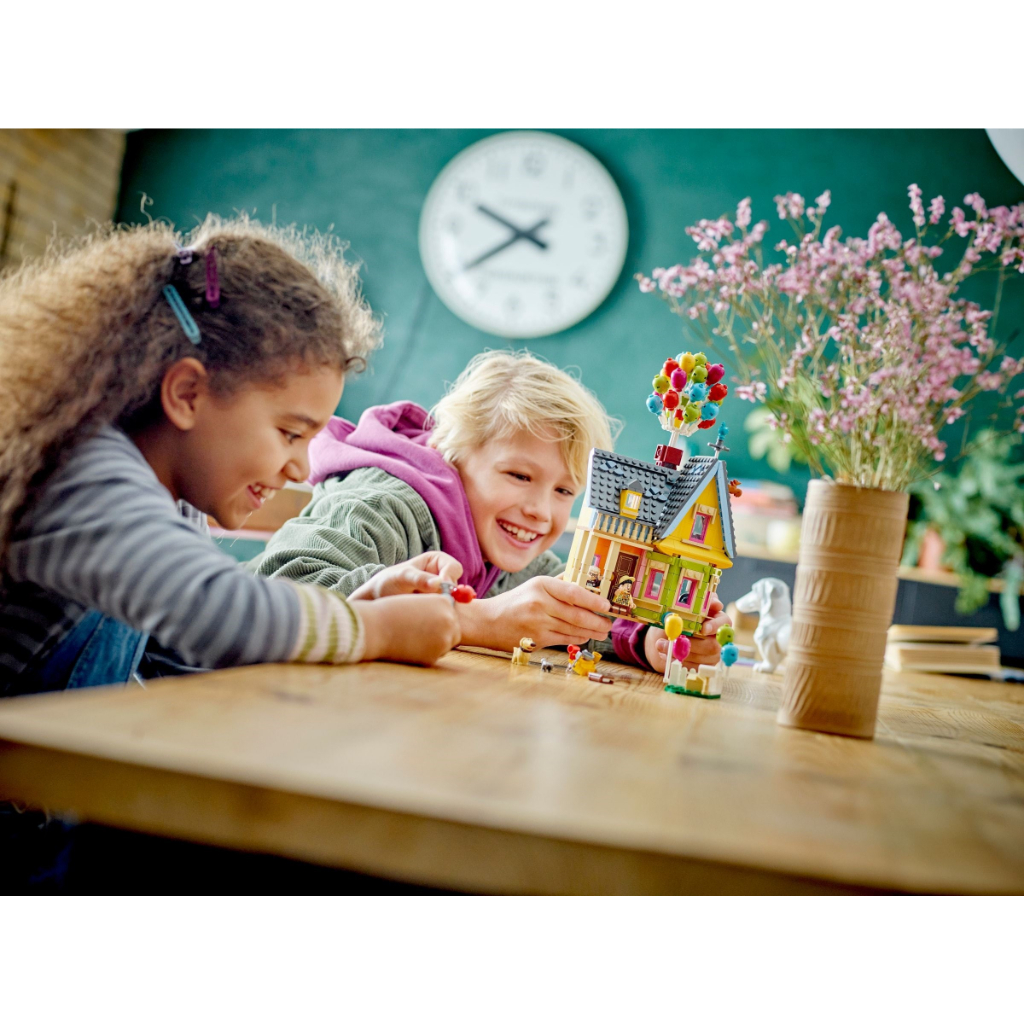 43217 Đồ chơi lắp ráp Iego Disney 'Up' House - Ngôi nhà bóng bay