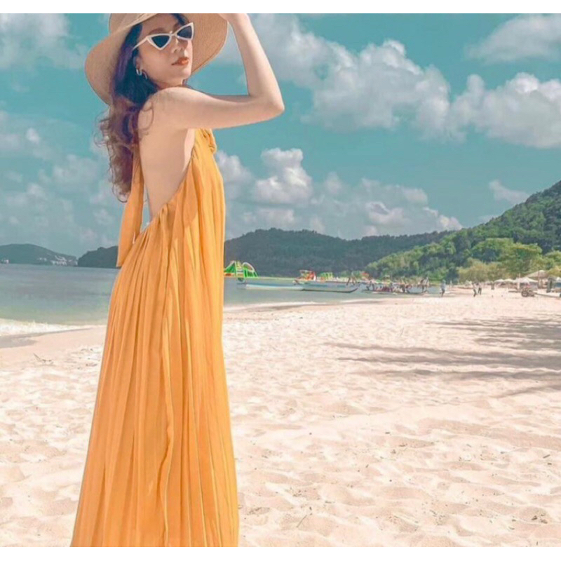 Đầm Maxi Cổ Yếm Hở Lưng
