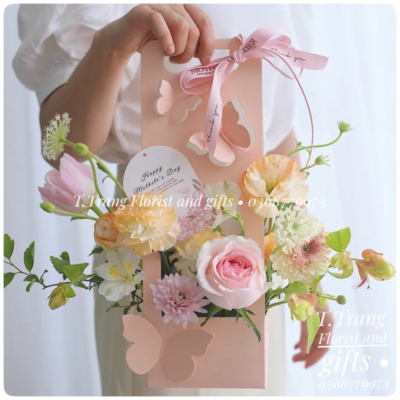 Túi giỏ hoa cánh bướm 3d nhiều màu sắc cắm hoa đựng quà
