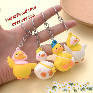 Móc khoá vịt con đi học