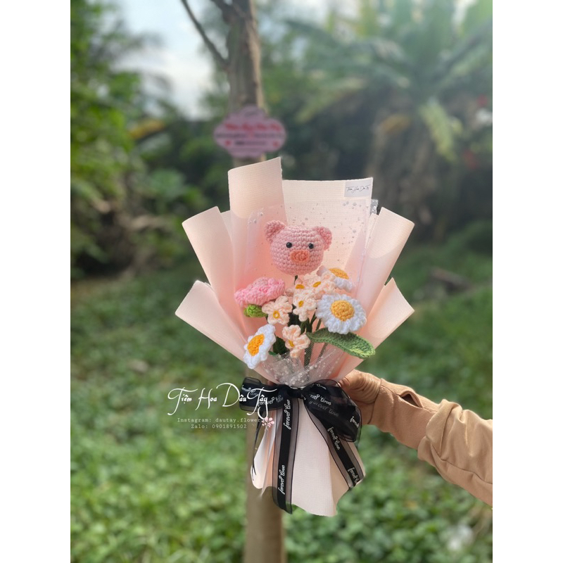 Bó hoa đầu thú mix hoa làm bằng len handmade gói giấy xốp hàn(tặng kèm đèn thiệp túi) 🐽🌹